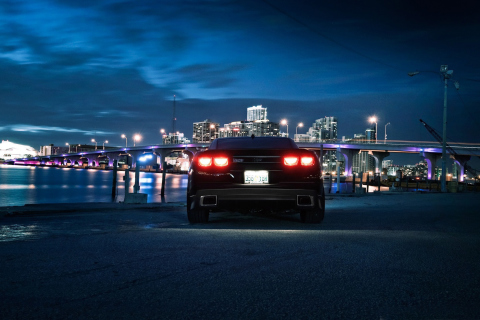 Sfondi Chevrolet Camaro In Night 480x320