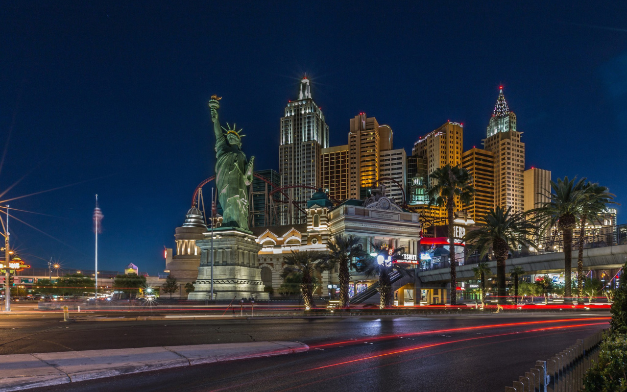 Las Vegas Luxury Hotel wallpaper 1280x800