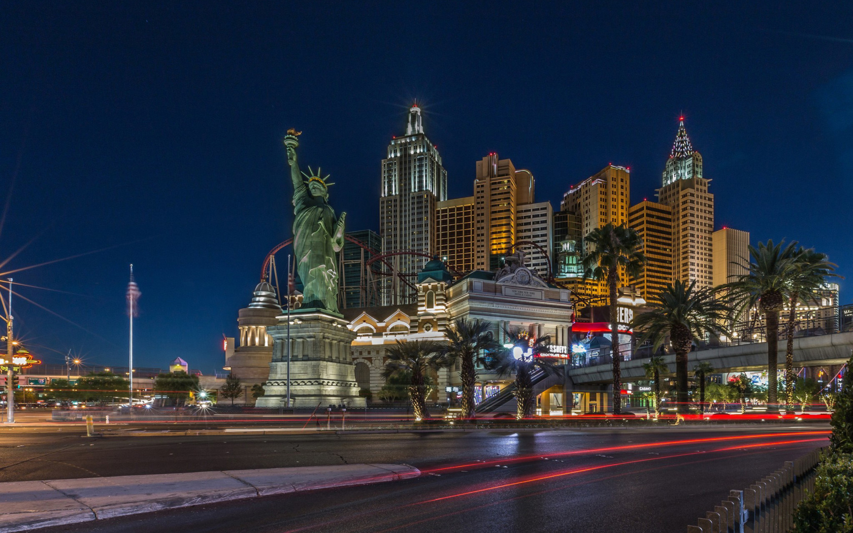 Das Las Vegas Luxury Hotel Wallpaper 1680x1050