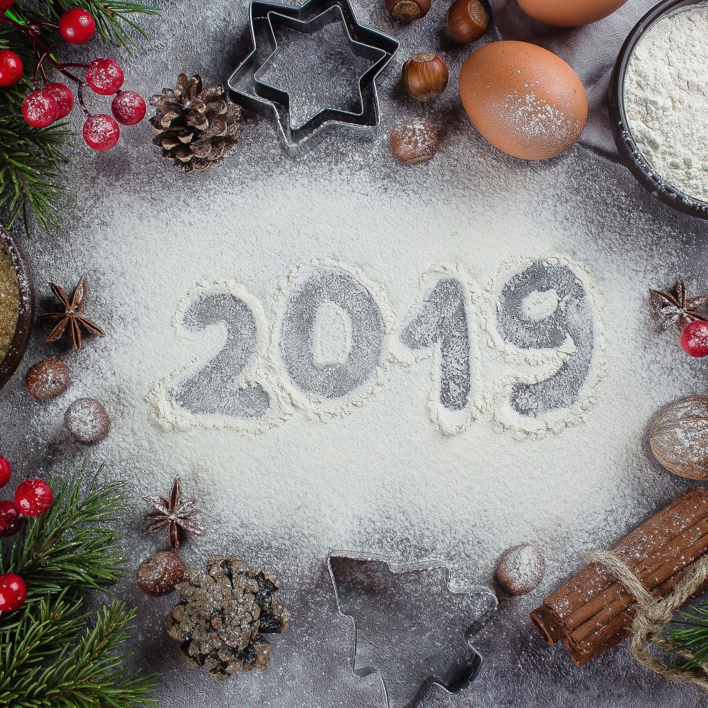 New Year Decor 2019 wallpaper 1024x1024