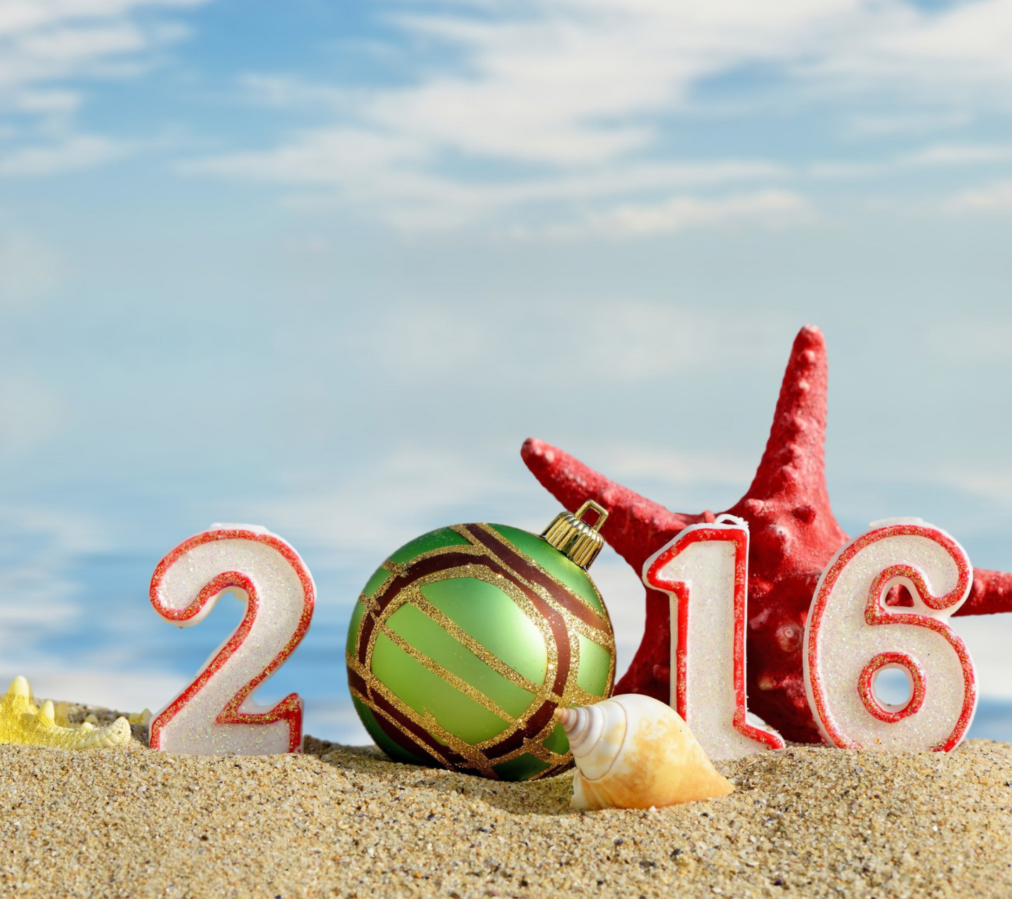 Das New Year 2016 Beach Theme Wallpaper 1440x1280