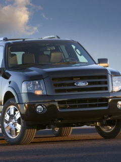 Das Ford Expedition Wallpaper 240x320