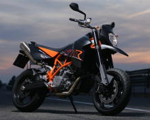 KTM 950 SM Supermoto wallpaper 220x176