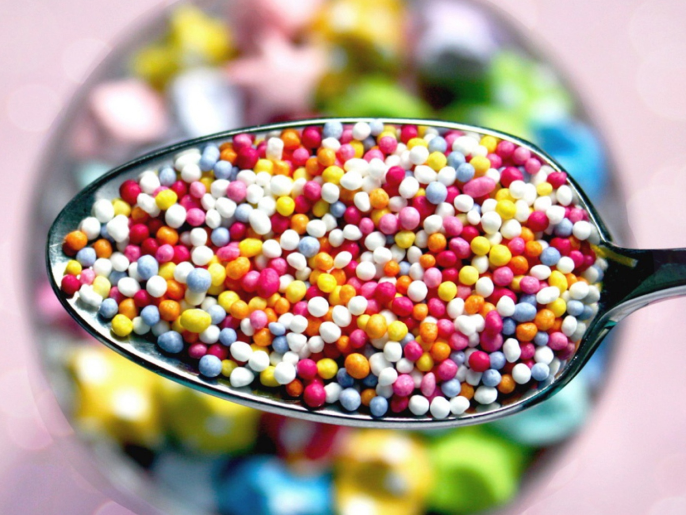 Colorful Candies wallpaper 1400x1050
