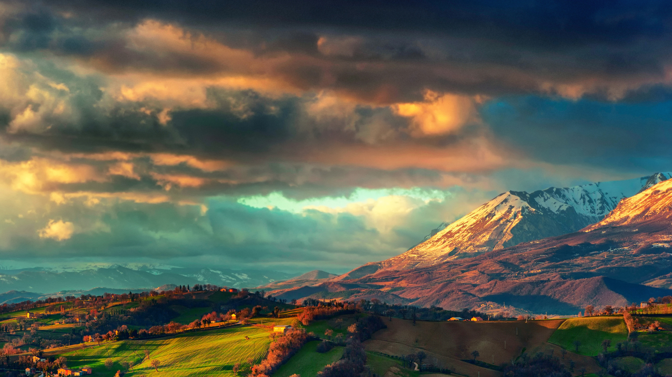 Italy, The Apennines wallpaper 1366x768
