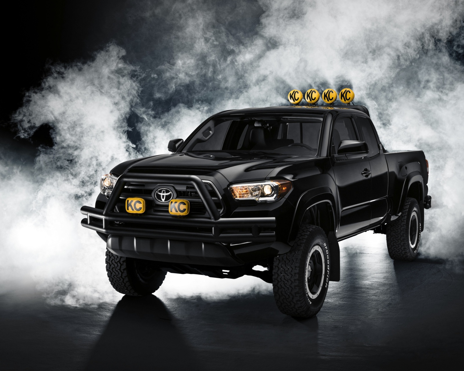 Sfondi Toyota Tacoma Black 1600x1280