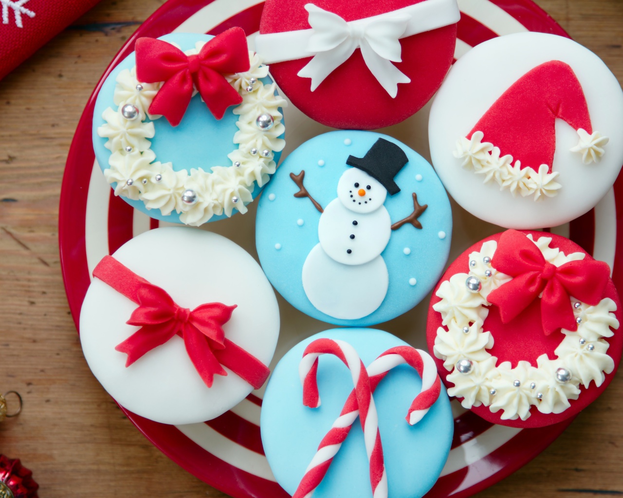 Обои Christmas Pastry Dessert 1280x1024