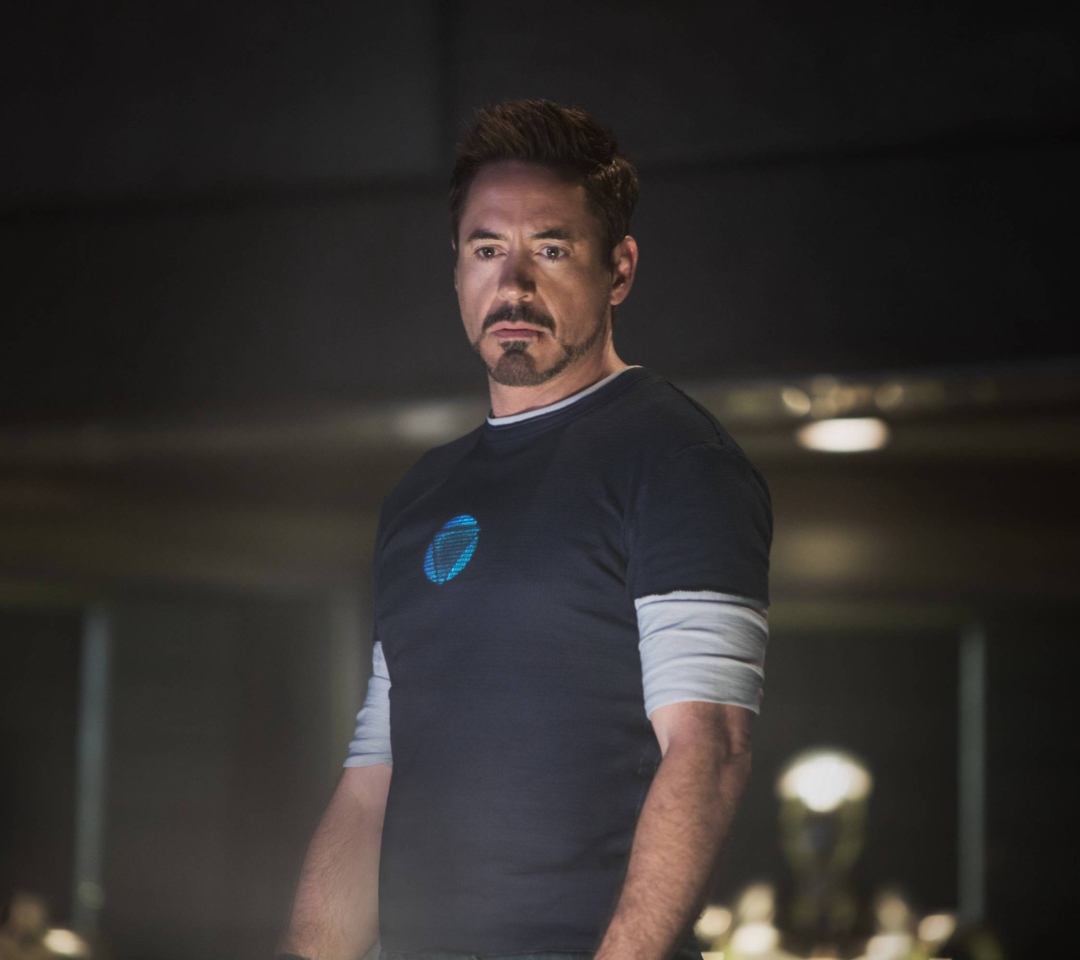 Robert Downey Jr As Iron Man 3 wallpaper 1080x960