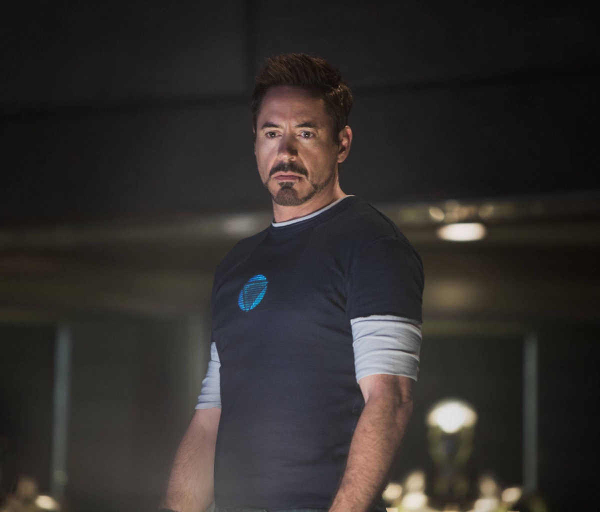 Sfondi Robert Downey Jr As Iron Man 3 1200x1024