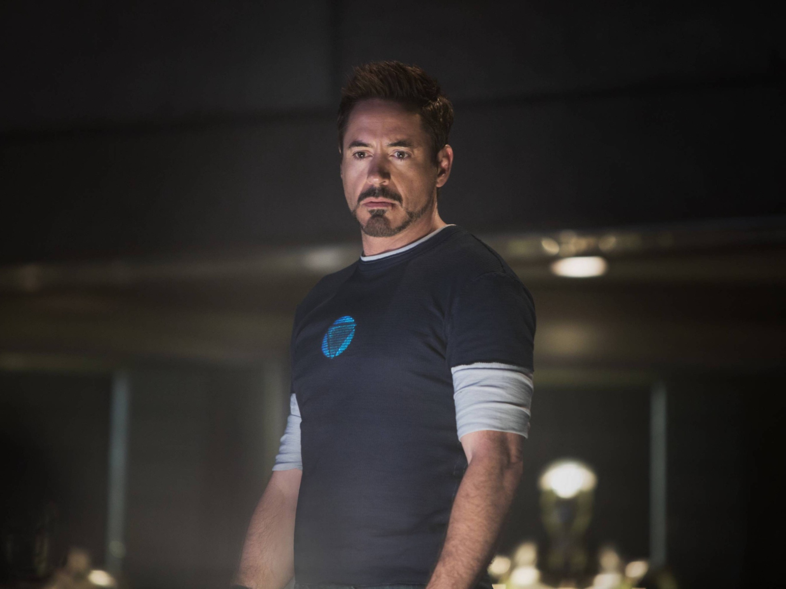 Robert Downey Jr As Iron Man 3 wallpaper 1600x1200