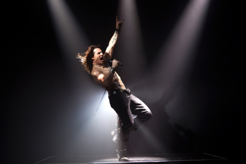 Tom Cruise In Rock Of Ages screenshot #1 480x320