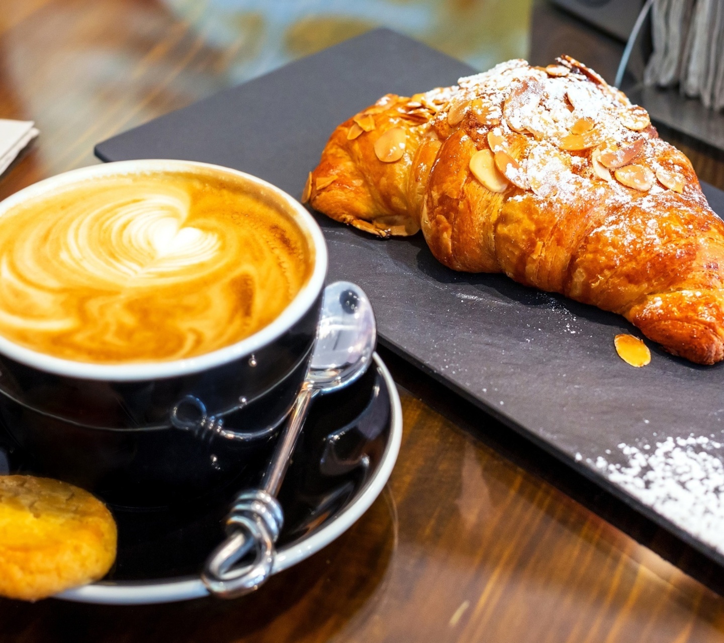 Croissant and cappuccino wallpaper 1440x1280