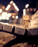 Danbo On Bench screenshot #1 128x160