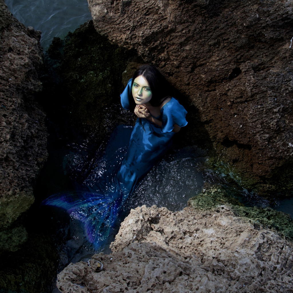 Blue Mermaid Hiding Behind Rocks wallpaper 1024x1024