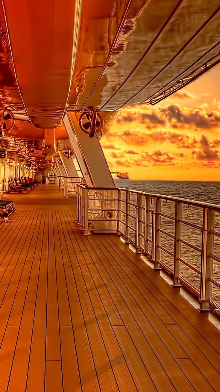Sunset on posh cruise ship wallpaper 750x1334