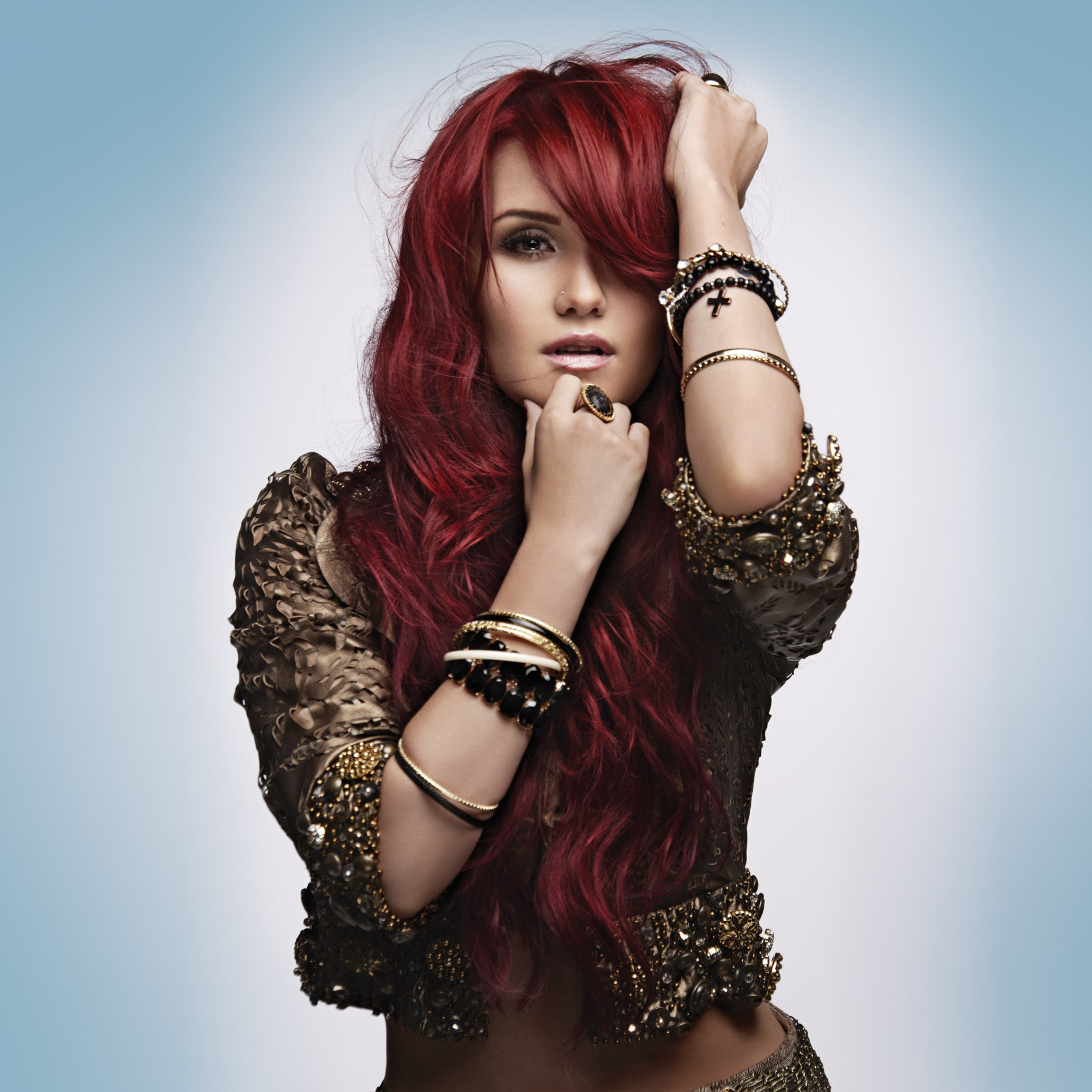 Fondo de pantalla Sin Fronteras album by Dulce Maria 2048x2048