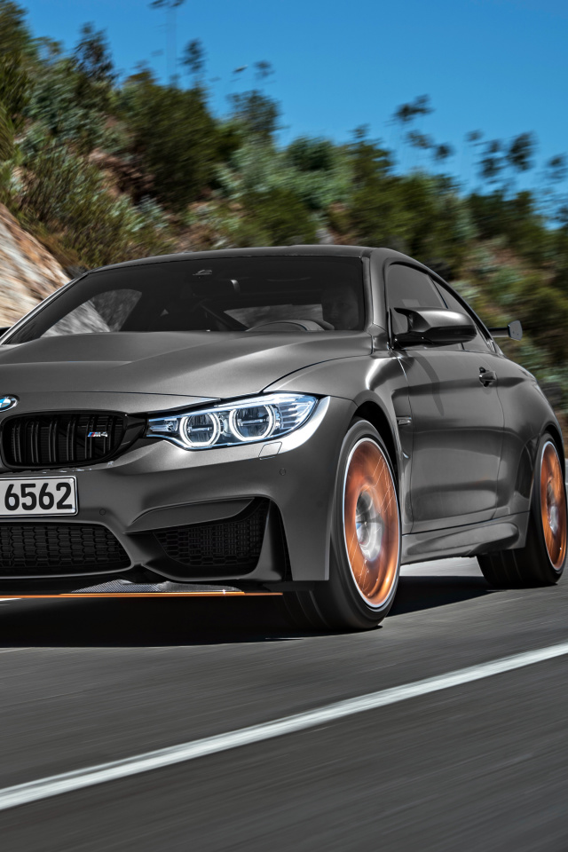 Fondo de pantalla BMW M4 GTS F82 640x960