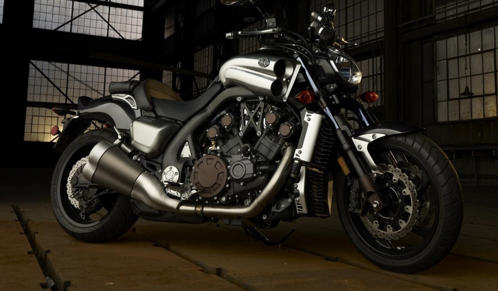 Fondo de pantalla Yamaha V-Max 1024x600