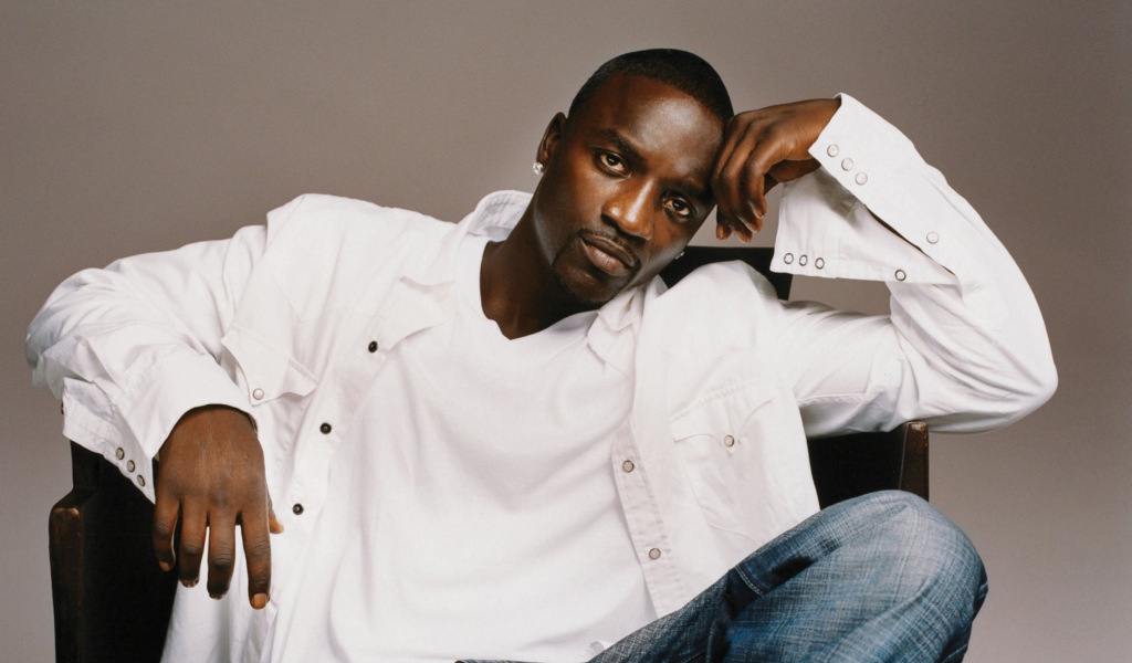 Akon wallpaper 1024x600