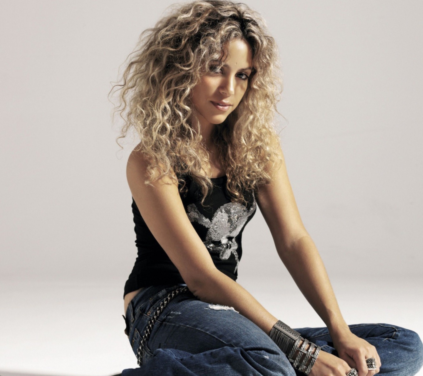 Screenshot №1 pro téma Shakira 1440x1280