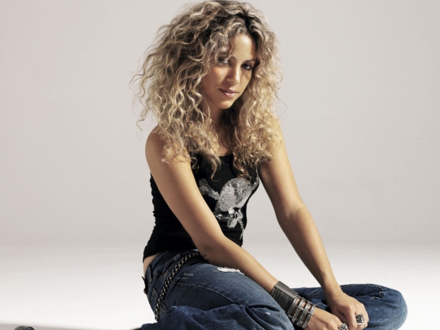 Shakira screenshot #1 640x480