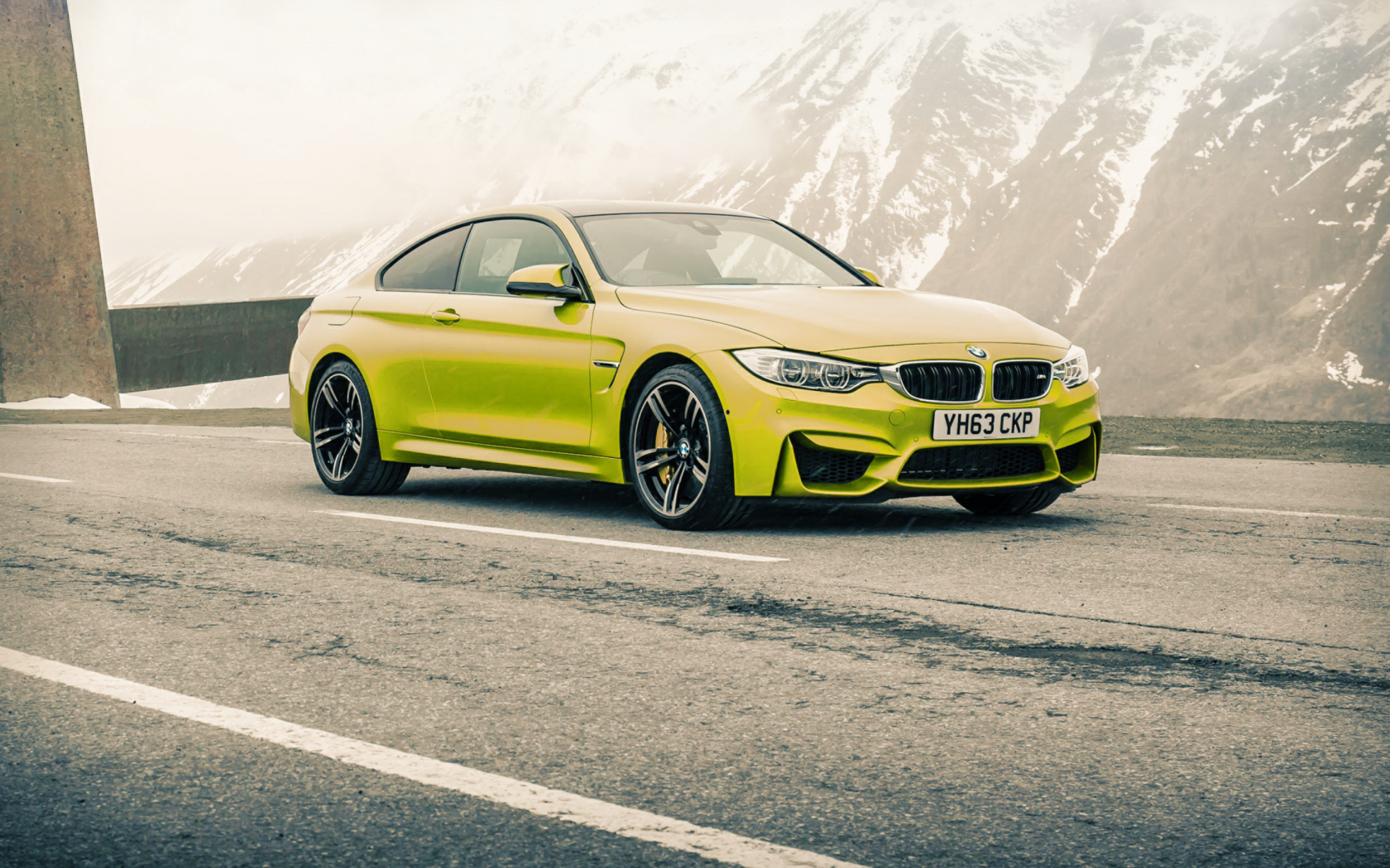 Screenshot №1 pro téma Bmw M4 1680x1050