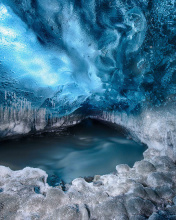 Tunnel in Iceberg Cave wallpaper 176x220
