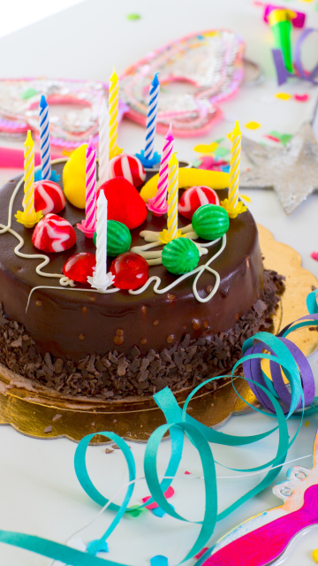 Das Birthday Cake With Candles Wallpaper 360x640