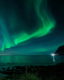 Das Iceland Northern Lights Wallpaper 128x160