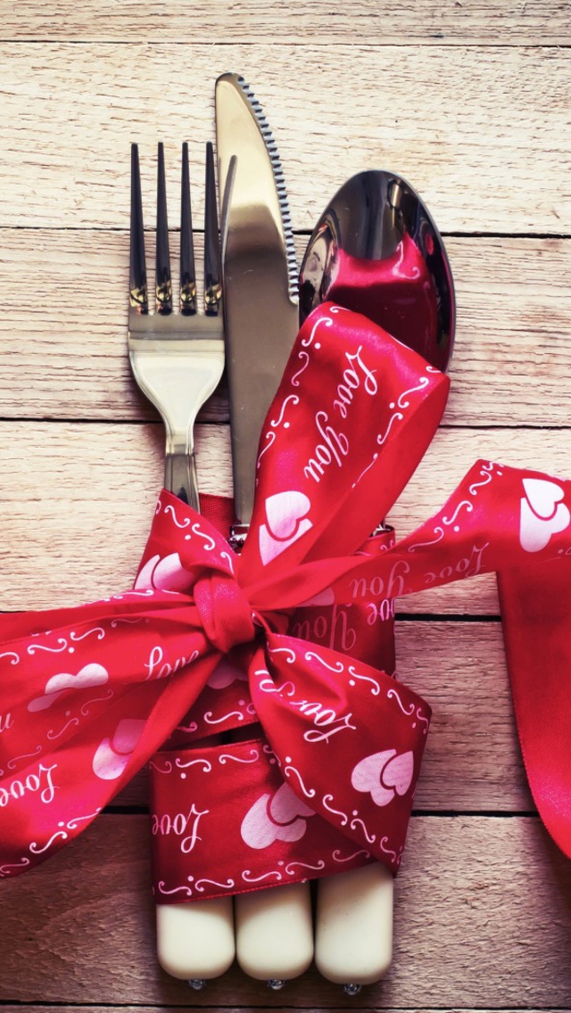 Valentine's Dinner wallpaper 640x1136