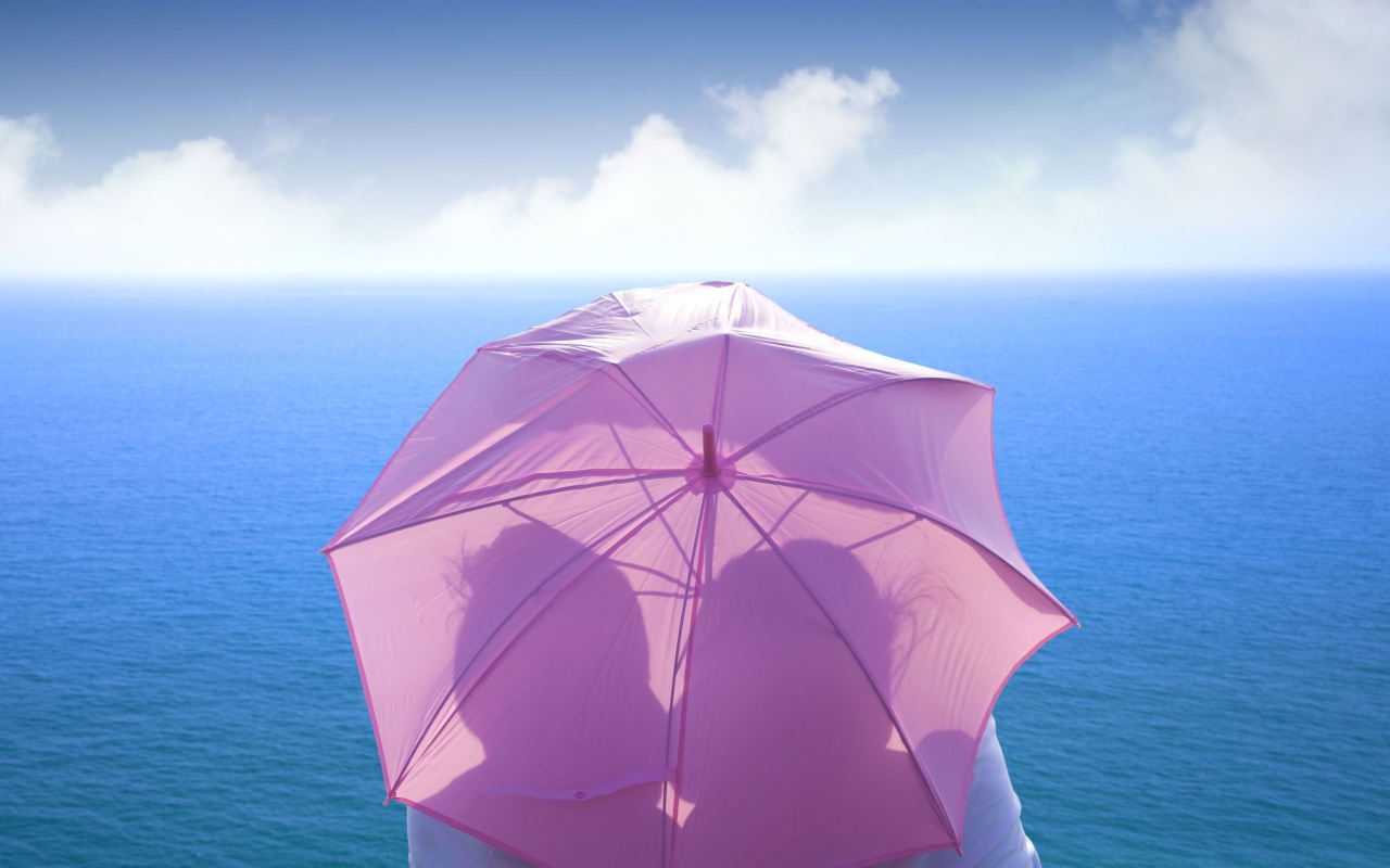 Romance Behind Pink Umbrella wallpaper 1280x800