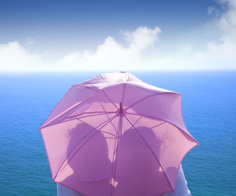 Das Romance Behind Pink Umbrella Wallpaper 480x400