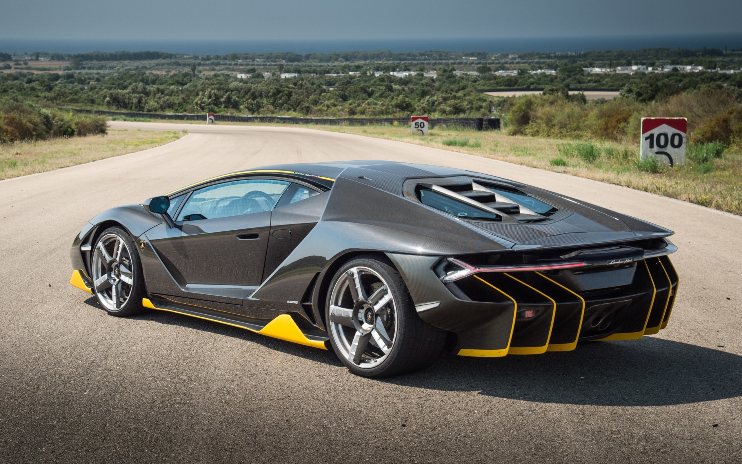 Fondo de pantalla Lamborghini Centenario LP 770 4 2560x1600