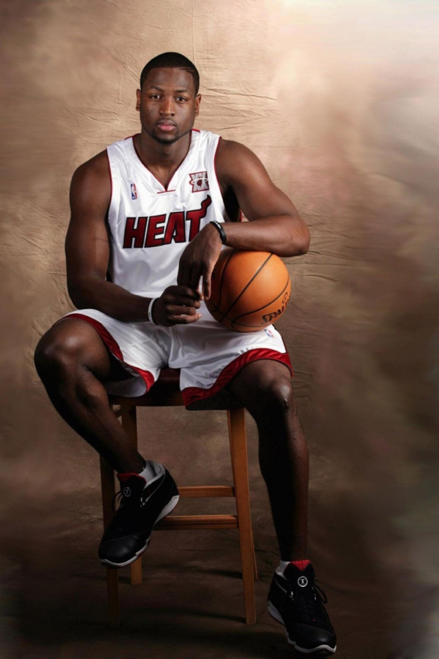 Обои Dwyane Wade - Miami Heat 640x960