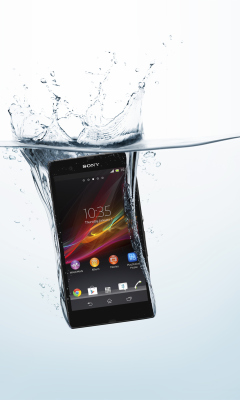 Обои Sony Xperia Z In Water Test 240x400
