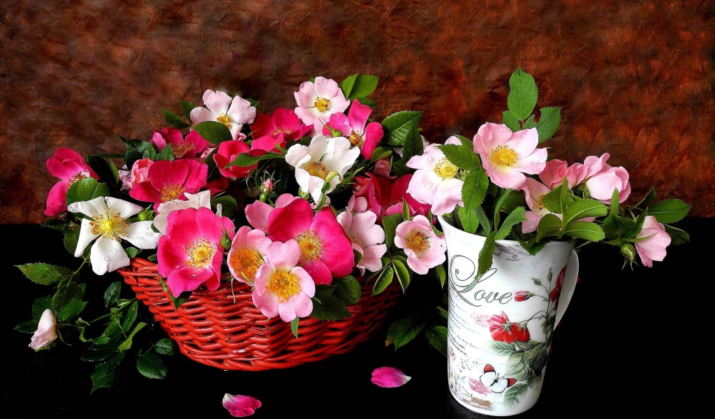 Sweetheart flowers wallpaper 1024x600