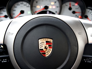 Porsche Logo wallpaper 320x240