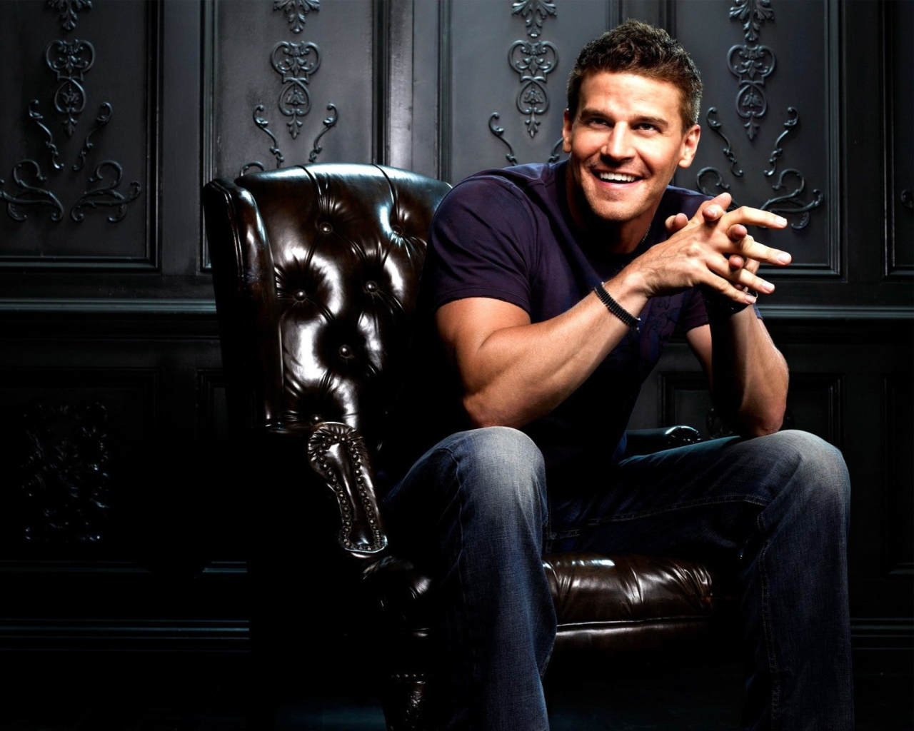 Обои David Boreanaz 1280x1024