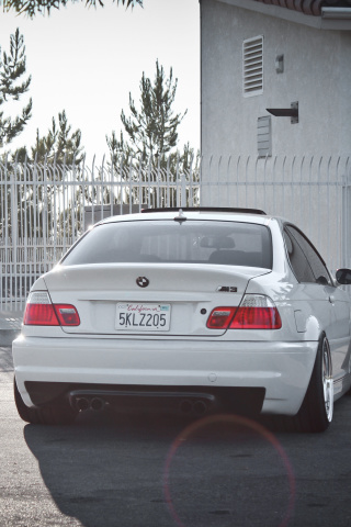 Das BMW E46 Wallpaper 320x480