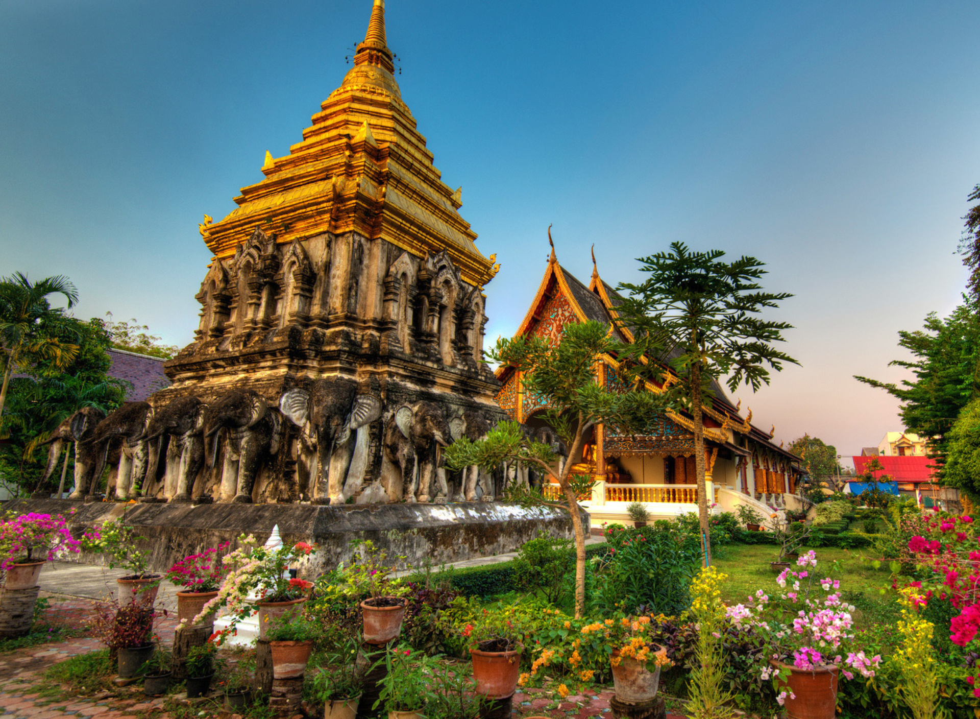 Обои Thailand Temple 1920x1408