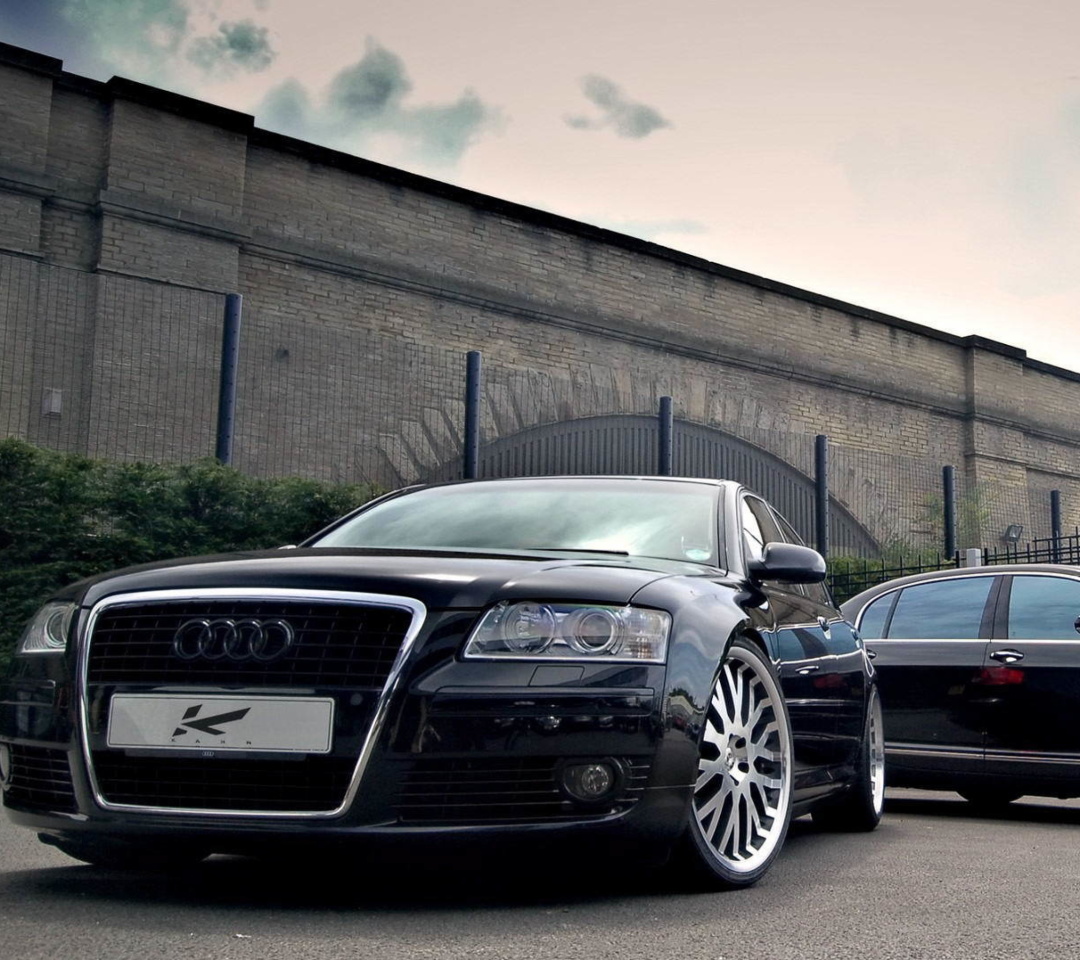 Sfondi Audi A8 and Bentley, One Platform 1080x960