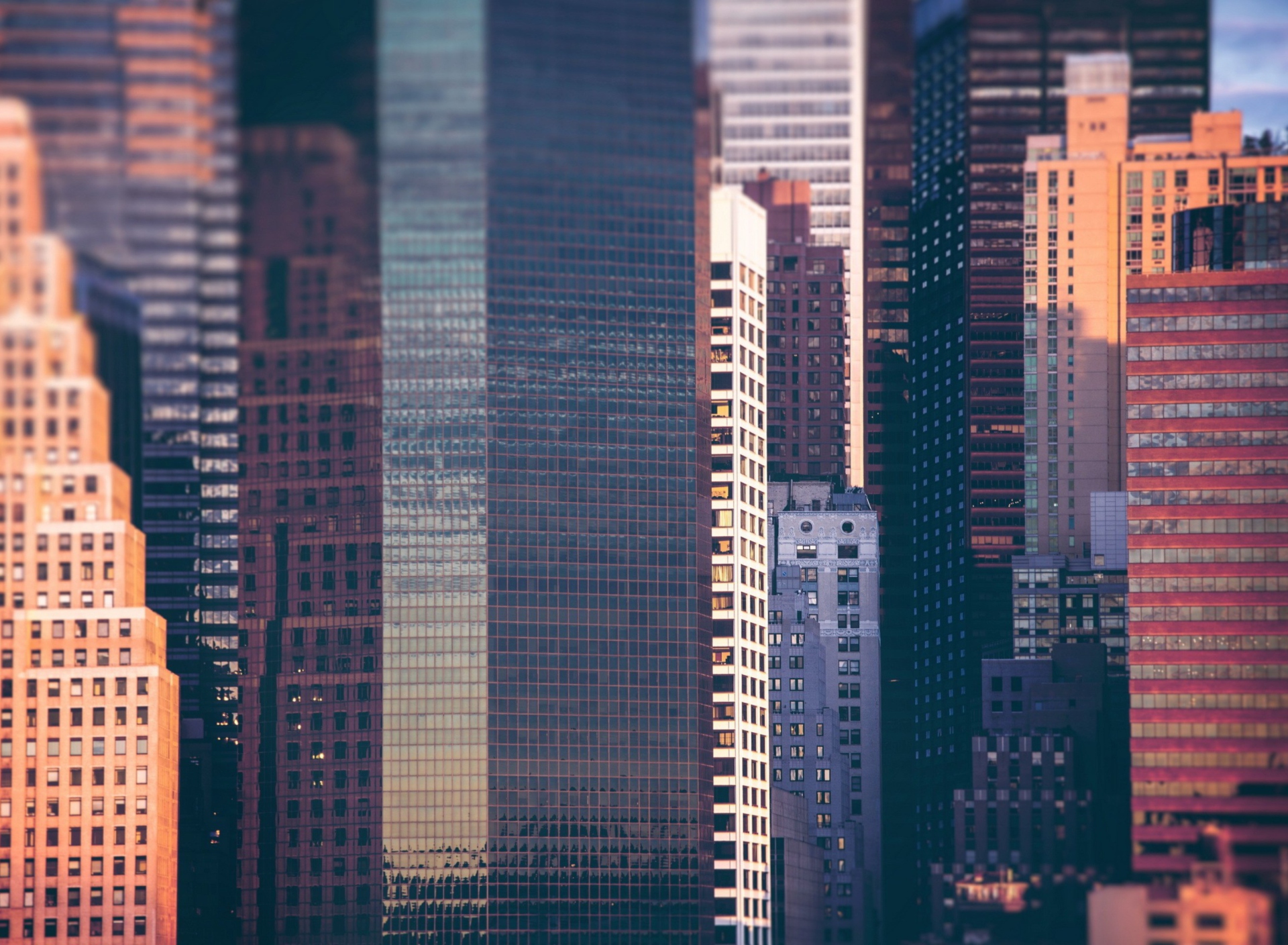 Fondo de pantalla Manhattan Buildings 1920x1408