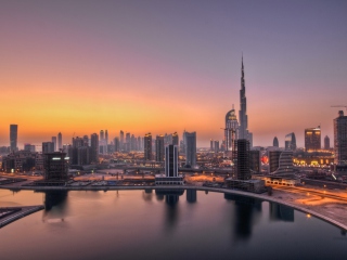 Das UAE Dubai Skyscrapers Sunset Wallpaper 320x240