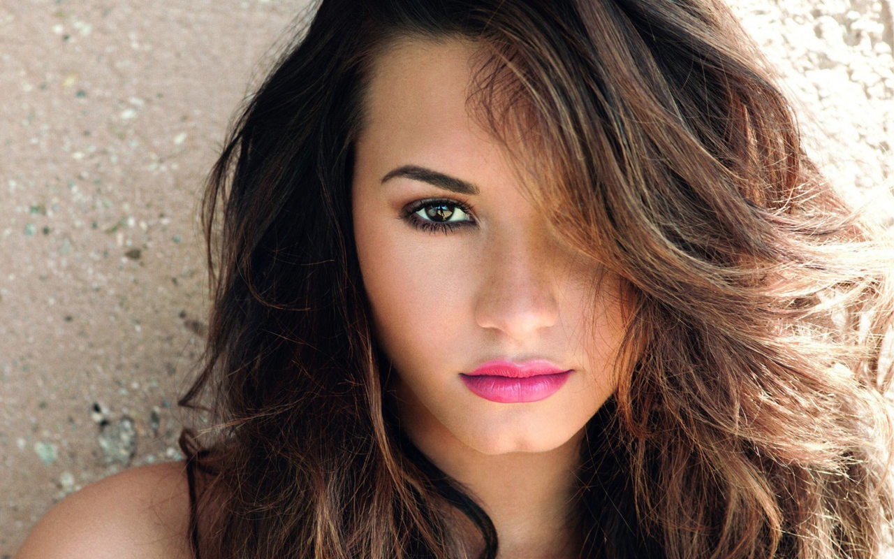 Das Demi Lovato Pink Lips Wallpaper 1280x800