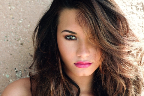 Fondo de pantalla Demi Lovato Pink Lips 480x320