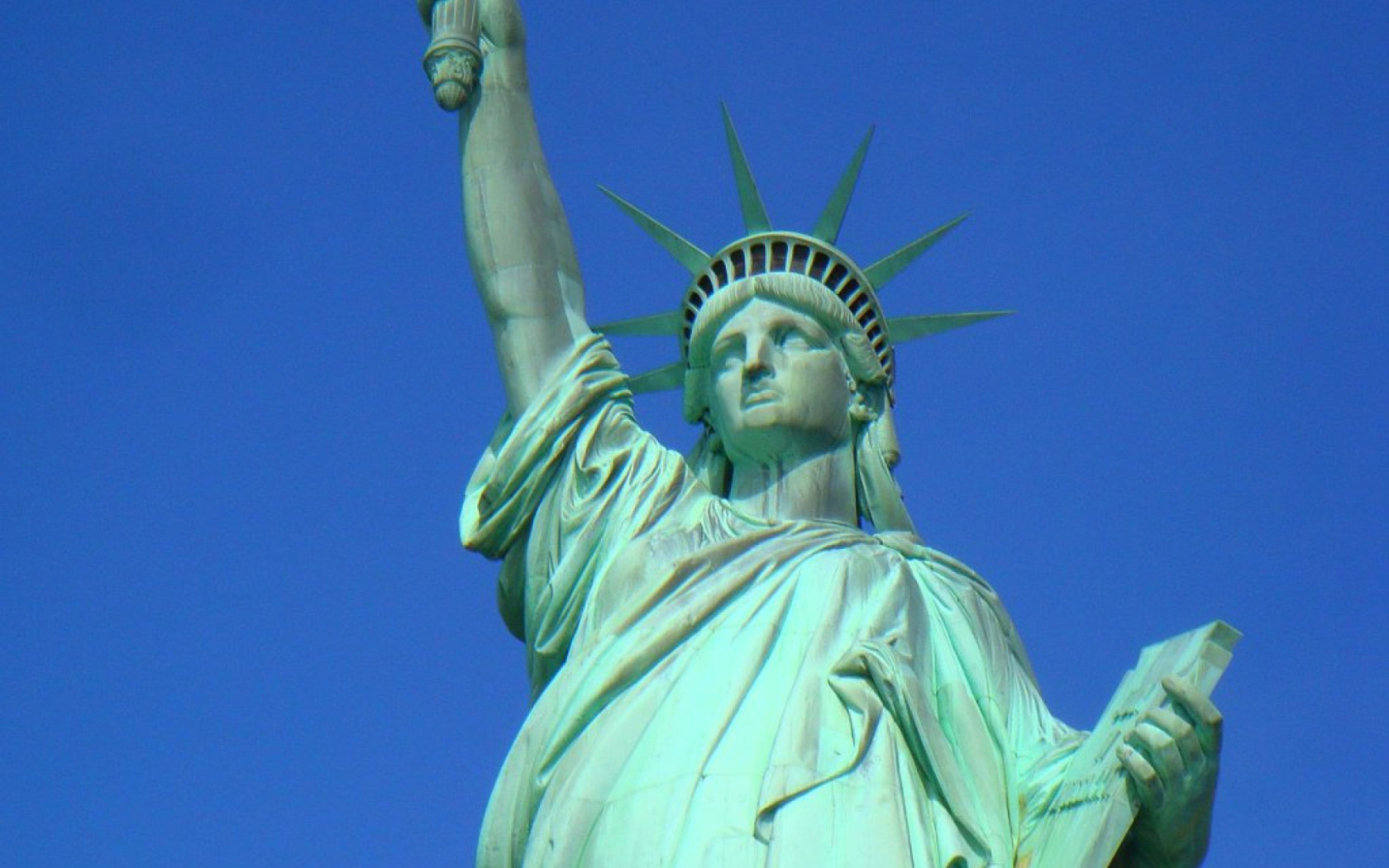 Fondo de pantalla Statue Of Liberty 1680x1050