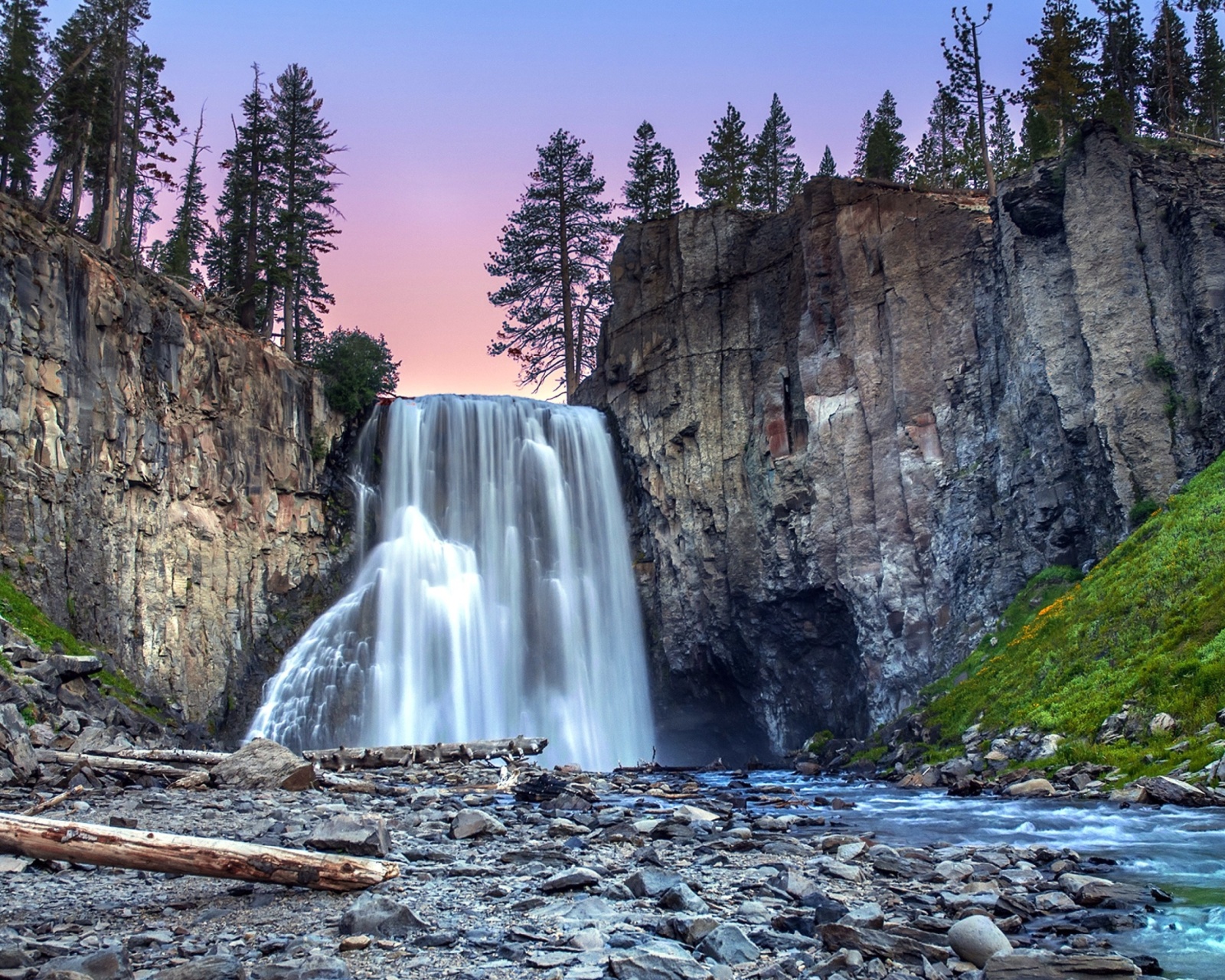 Waterfall in forest wallpaper 1600x1280