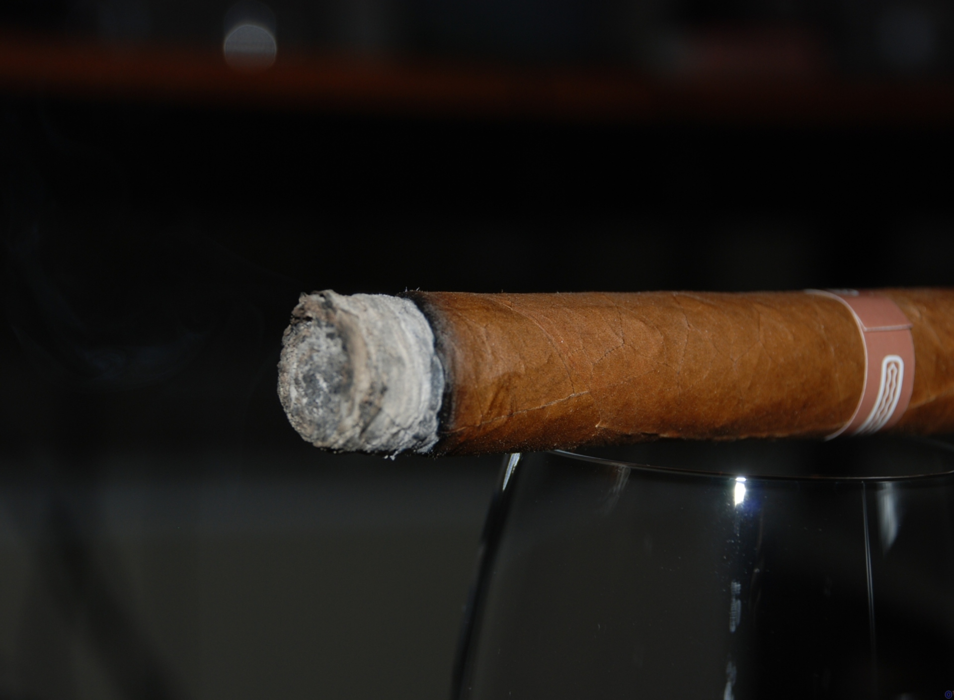 Screenshot №1 pro téma Cigar 1920x1408