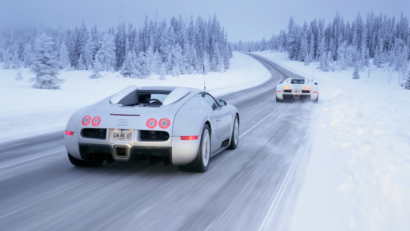 Sfondi Bugatti Veyron In Winter 1366x768