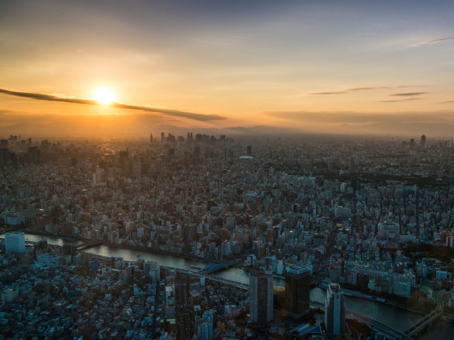 Sfondi Breaking Dawn in Tokyo 640x480